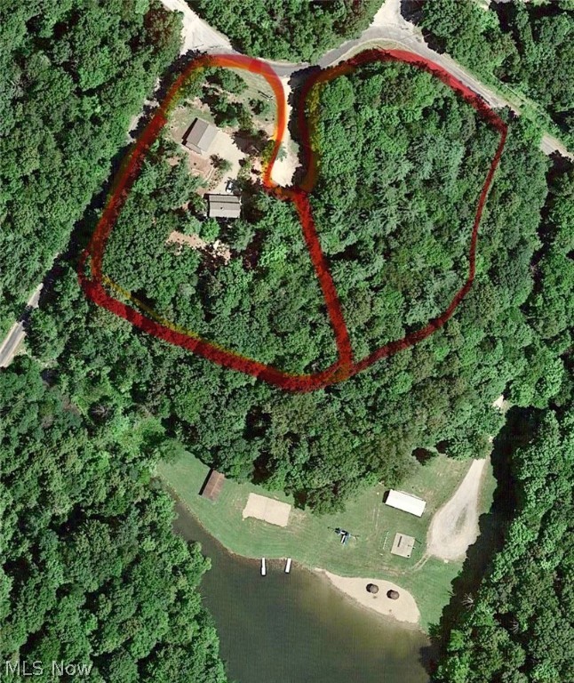 Lake Buckhorn - Land