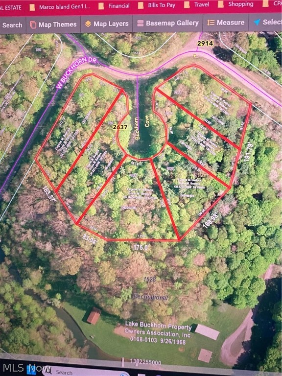 Lake Buckhorn - Land