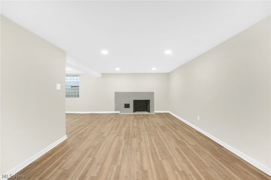 Frank Bauer's Lk View Pk Allot - Residential