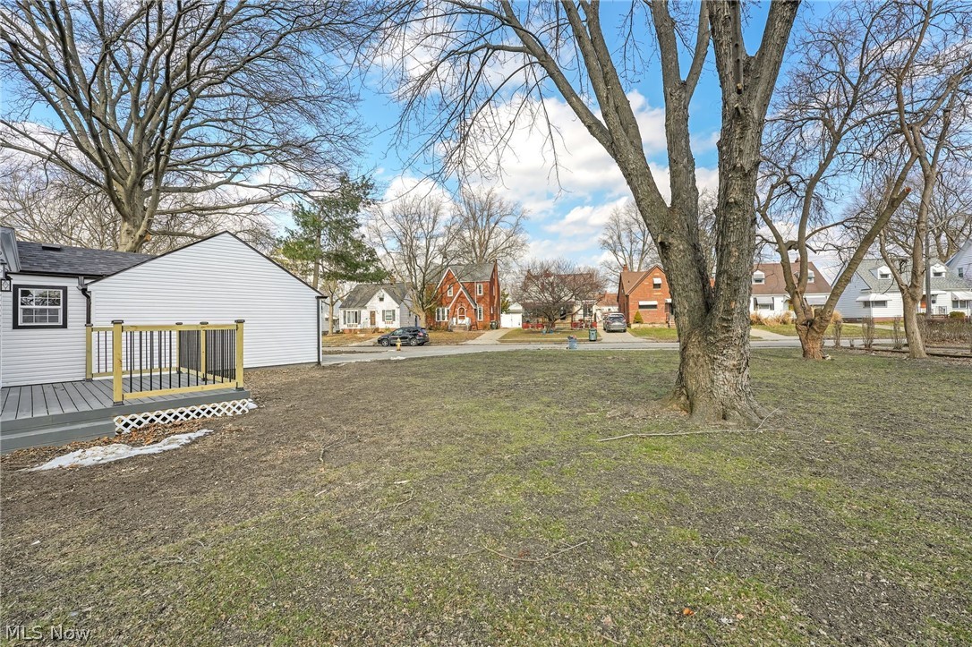 Frank Bauer's Lk View Pk Allot - Residential