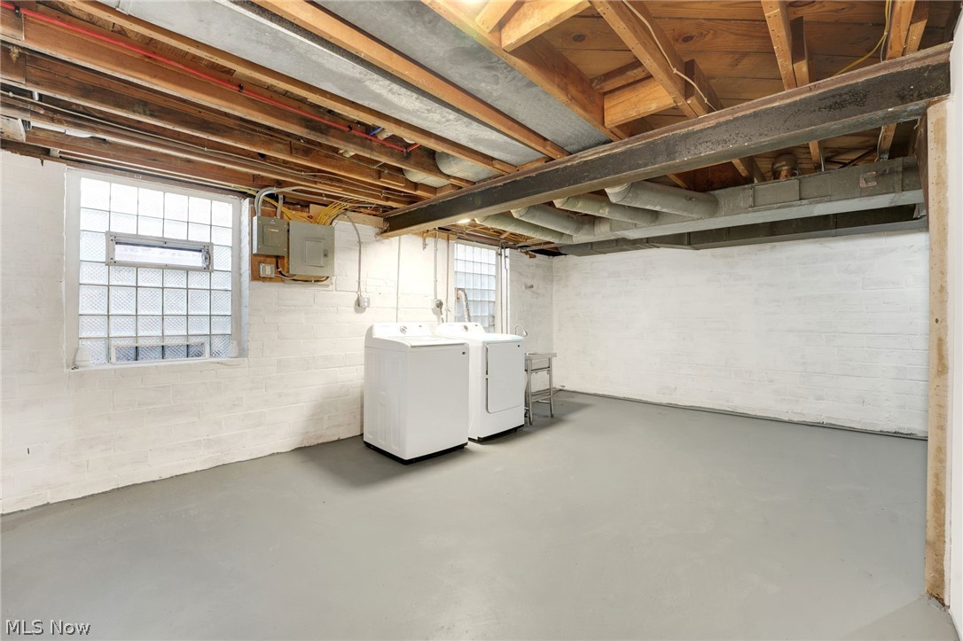 Frank Bauer's Lk View Pk Allot - Residential