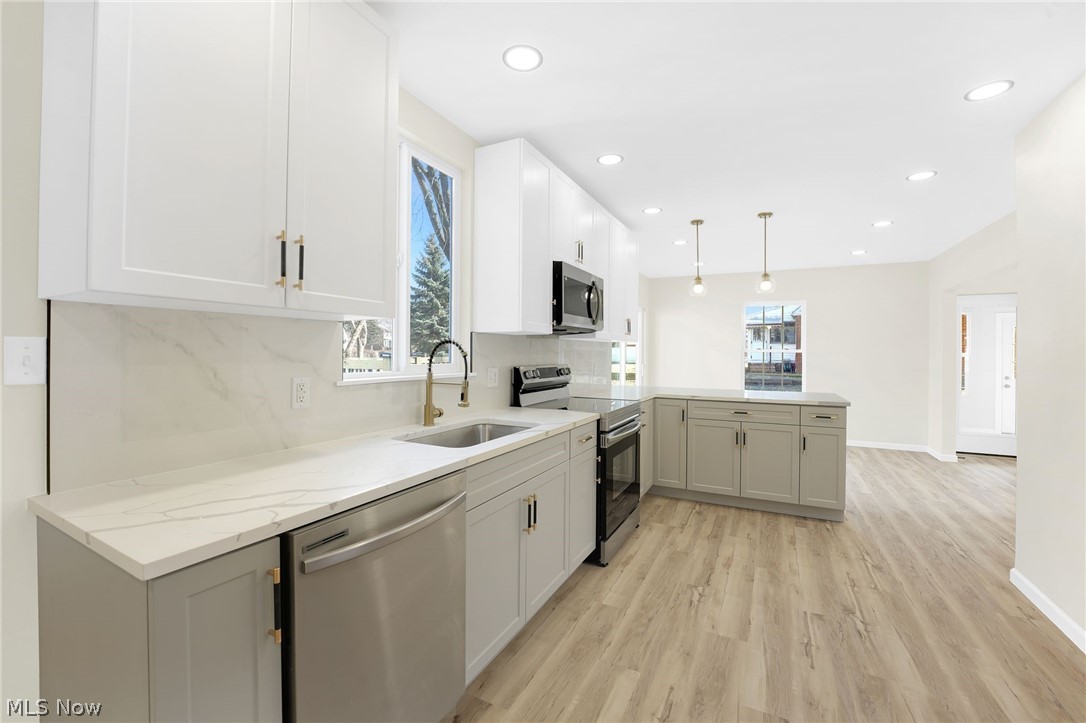 Frank Bauer's Lk View Pk Allot - Residential