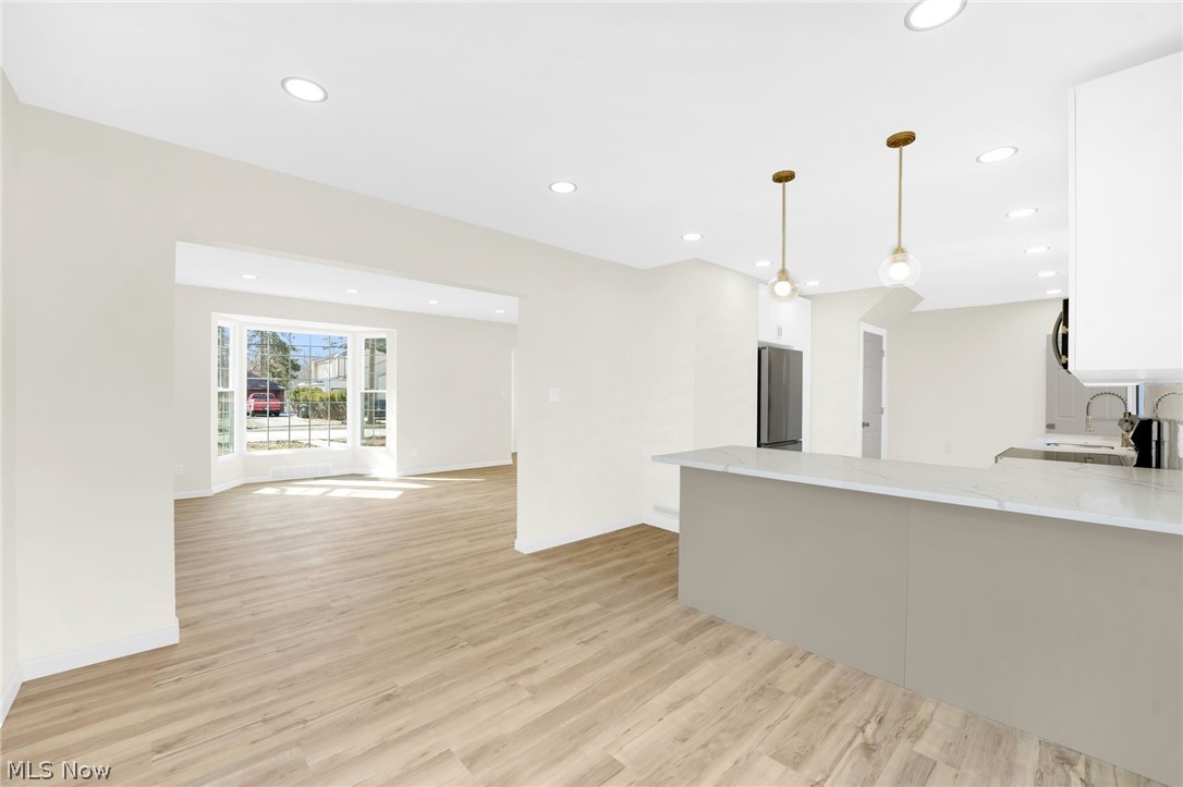 Frank Bauer's Lk View Pk Allot - Residential