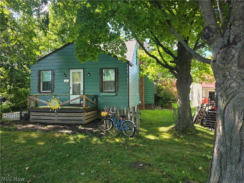 36 Benton Street