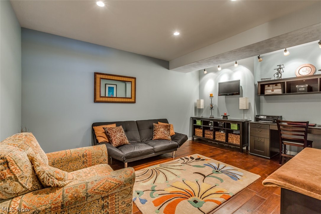 Lake Erie Shores - Residential