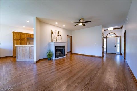 Tiny photo for 4 Greenmont Gardens Gdns, Vienna, WV 26105 (MLS # 5256772)