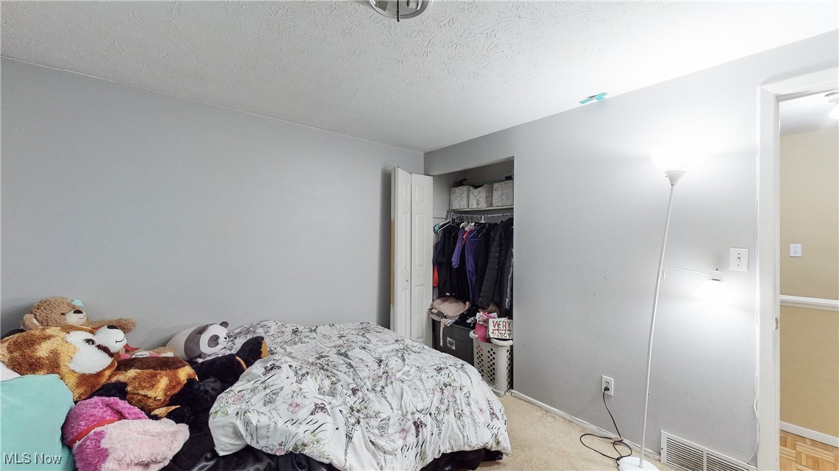 2470 Warren Parkway #APT, 12, Twinsburg, Ohio image 17