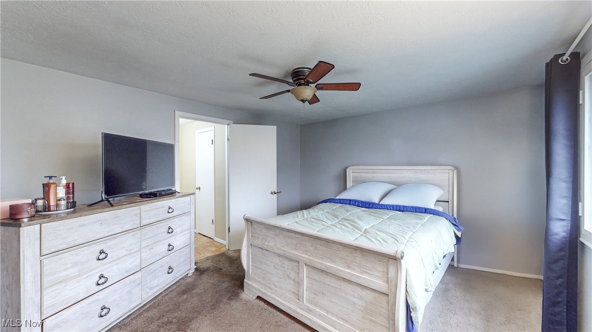 2470 Warren Parkway #APT, 12, Twinsburg, Ohio image 16