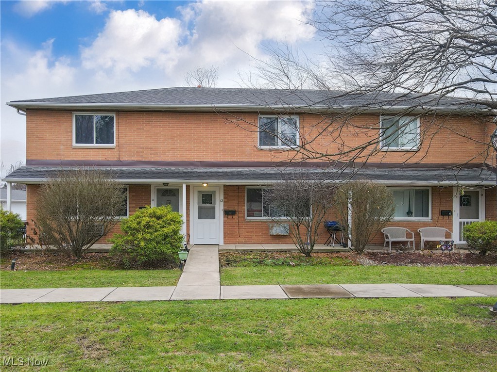 2470 Warren Parkway #APT, 12, Twinsburg, Ohio image 1