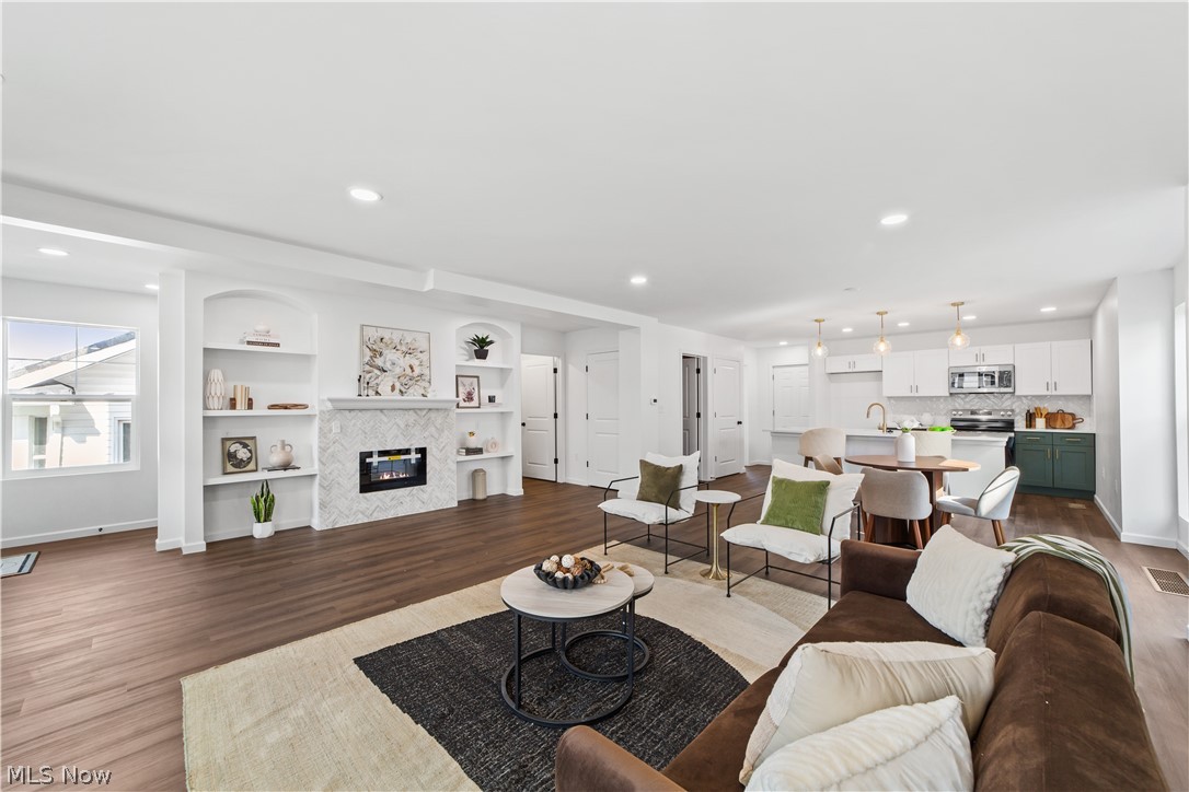 Miramar Golf - Residential