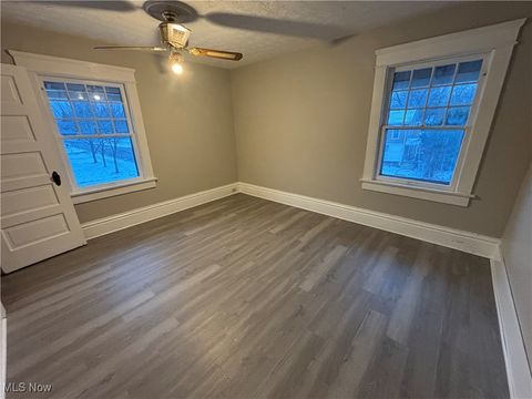 Tiny photo for 408 S Arch Avenue, Alliance, OH 44601 (MLS # 5178150)