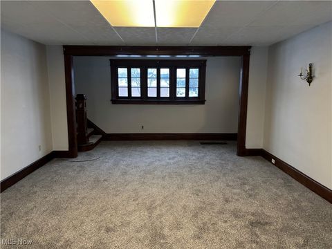 Tiny photo for 408 S Arch Avenue, Alliance, OH 44601 (MLS # 5178150)