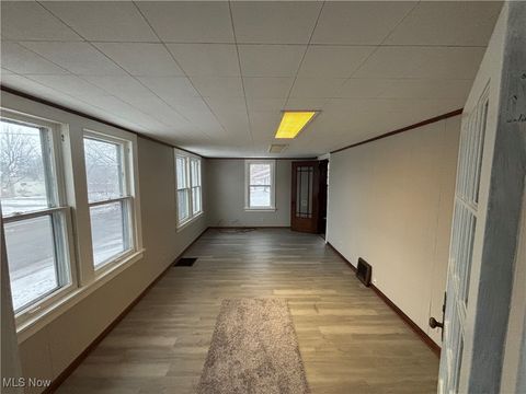 Tiny photo for 408 S Arch Avenue, Alliance, OH 44601 (MLS # 5178150)