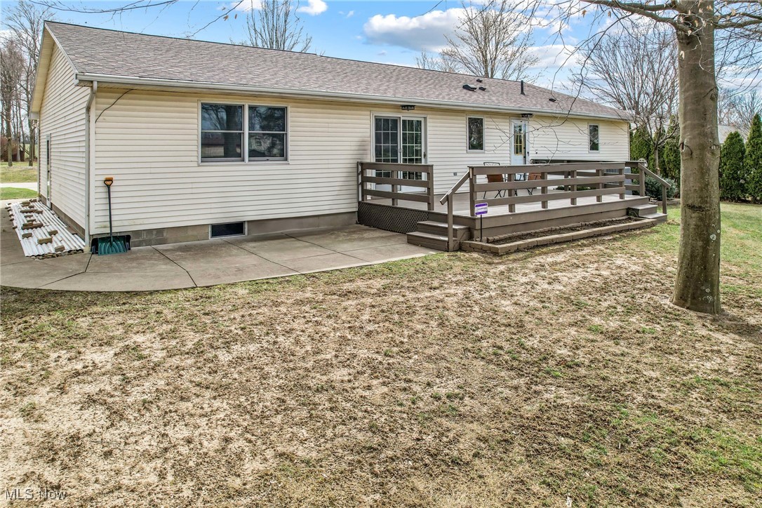 408 Hickory Lane, Salem, Ohio image 3