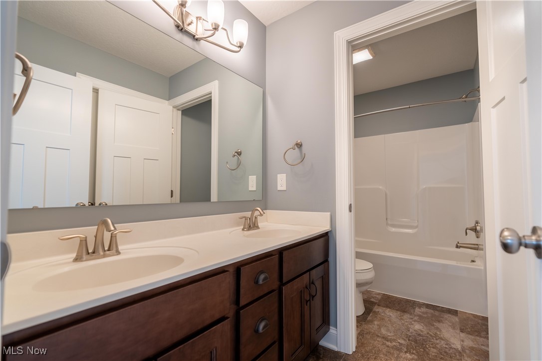 2649 Ledgestone Drive, Uniontown, Ohio image 32