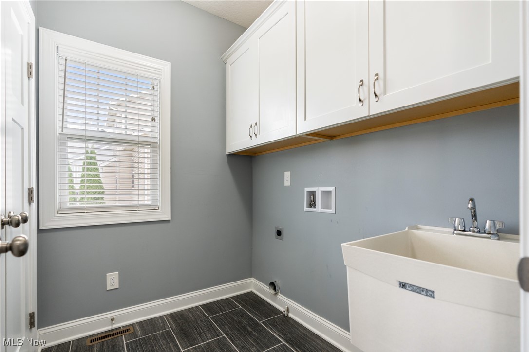 2649 Ledgestone Drive, Uniontown, Ohio image 20