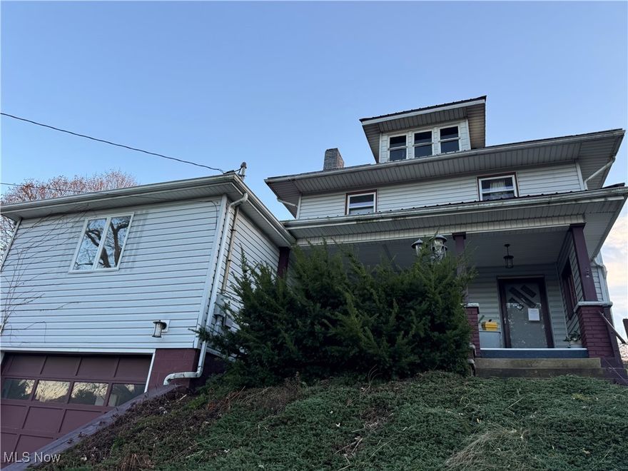 This is an ONLINE ONLY foreclosure sale. There are NO SHOWINGS. Deposit due by wire transfer within 48 upon conclusion . Cash deal; funding must take place within 30 days of confirmation of sale. 5% Buyer’s Premium shall apply. Subject to postponement and cancellation. Full terms and conditions at online registration.