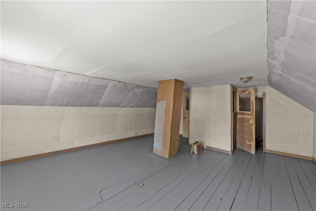 8709 Frederick Avenue, Cleveland, Ohio image 18