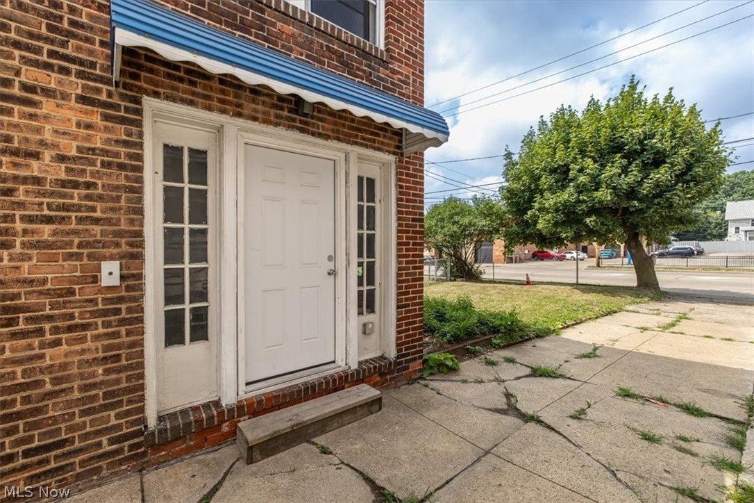3541 W 105th Street