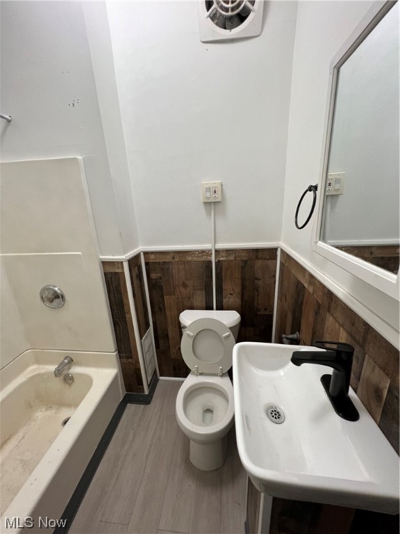 Glass - Residential Income