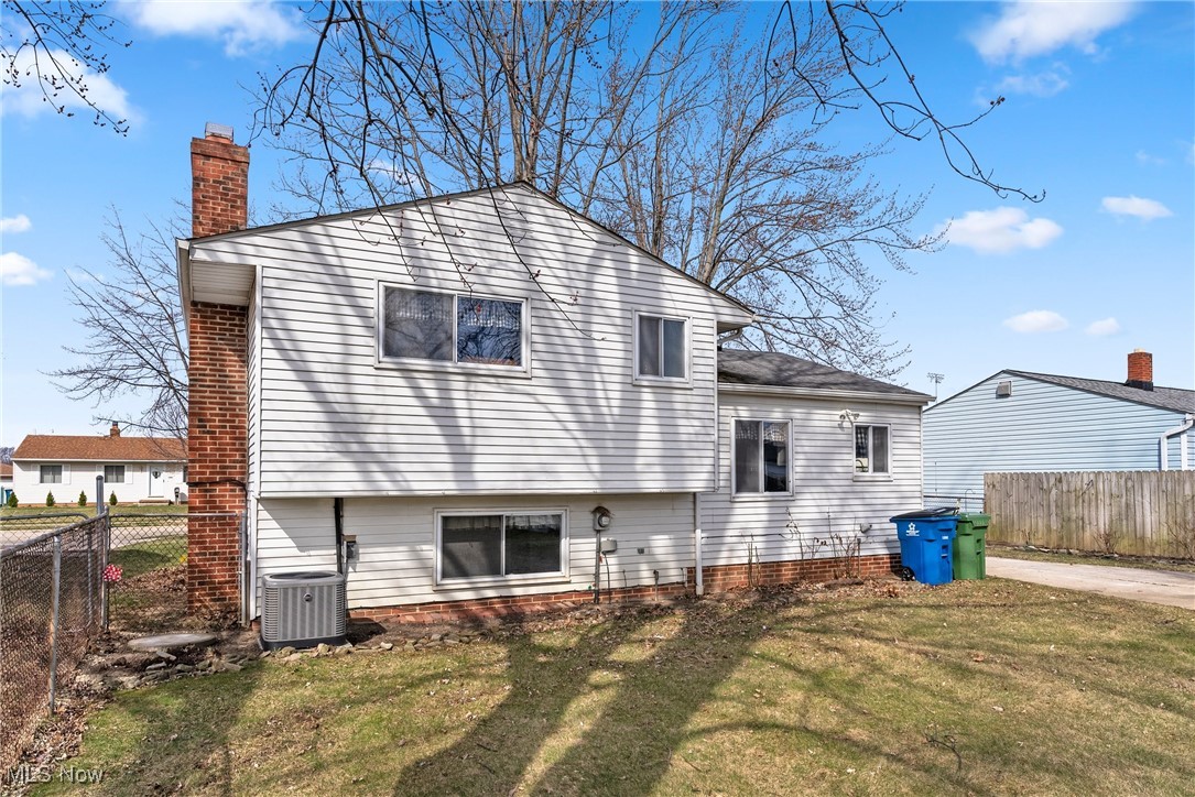 991 E 346th Street, Eastlake, Ohio image 27