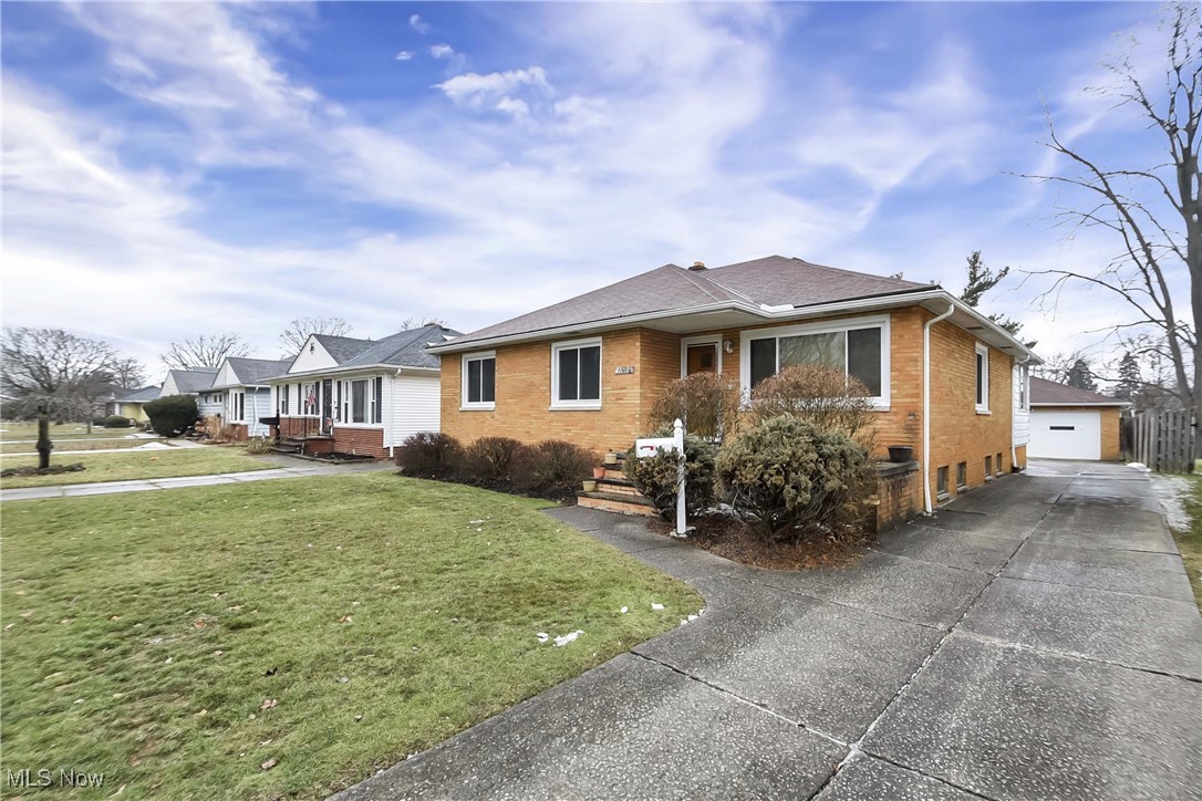 S H Kleinman Realty Cos Yorkl - Residential