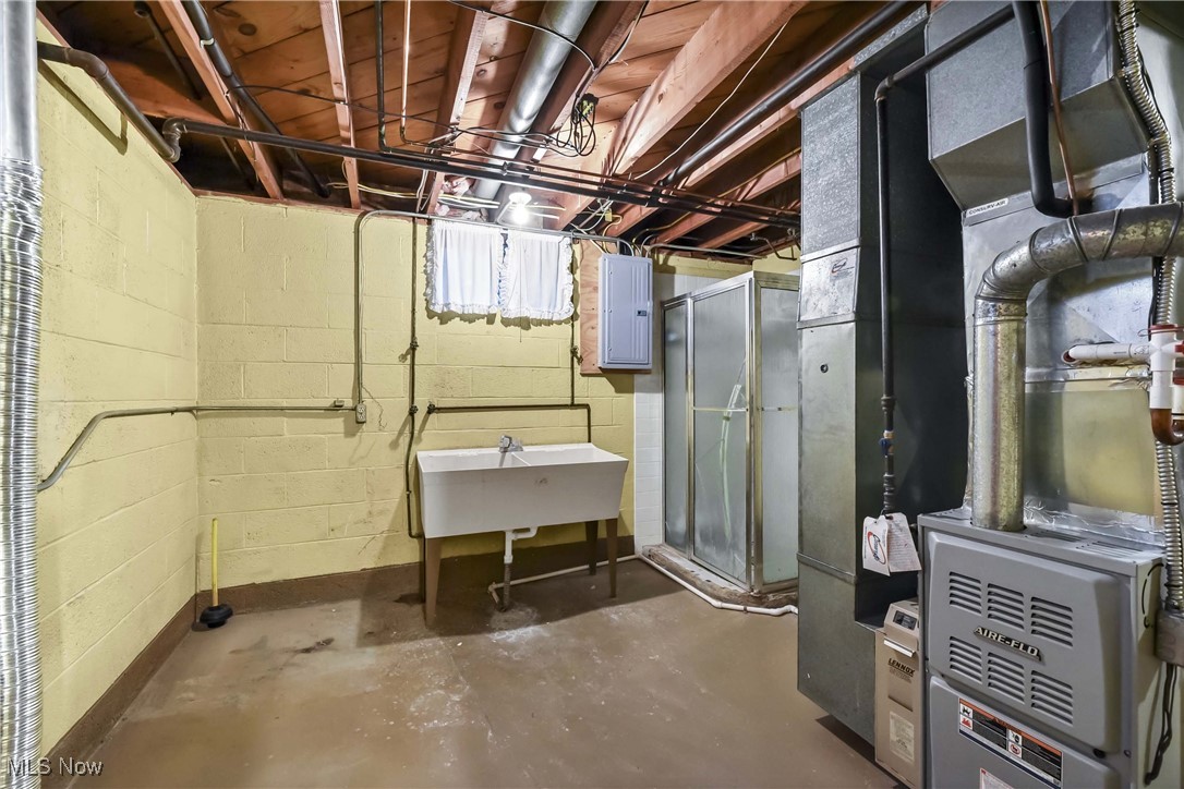 S H Kleinman Realty Cos Yorkl - Residential