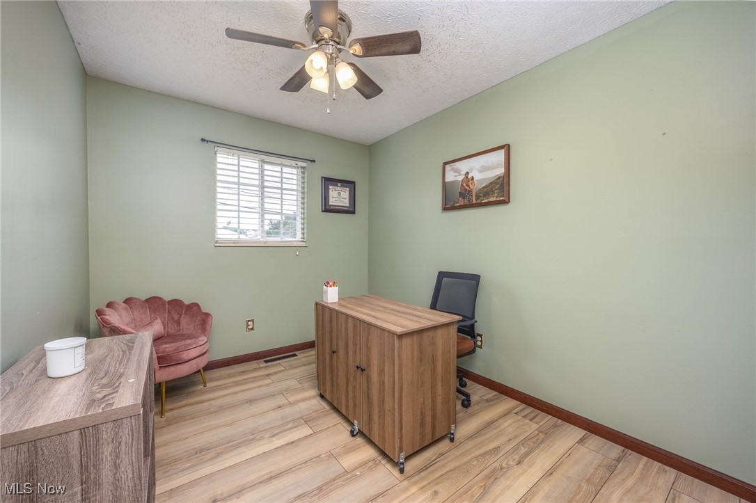 So Acres Adn - Residential