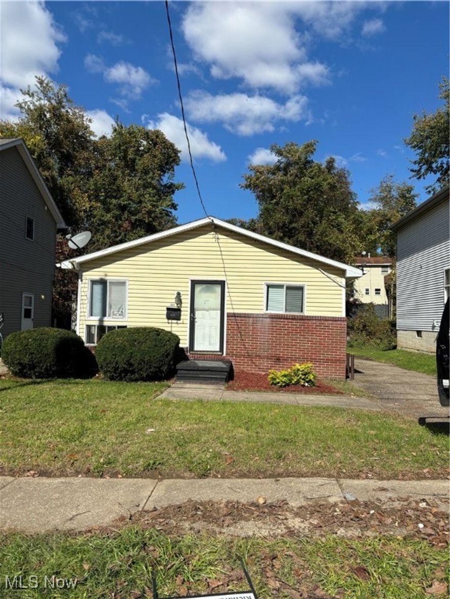 Welcome to 1141 Maryville Avenue. The house is located in the heart of Goodyear Height. This 3 Bedroom Ranch is move-in-ready. This COZY Ranch features a large open Kitchen freshly painted. Large living room with 3 large Bedrooms freshly painted. Great beginner home or retirement home. The exterior features Vinyl Siding with Brick front. Large backyard. Call for your private showing today.