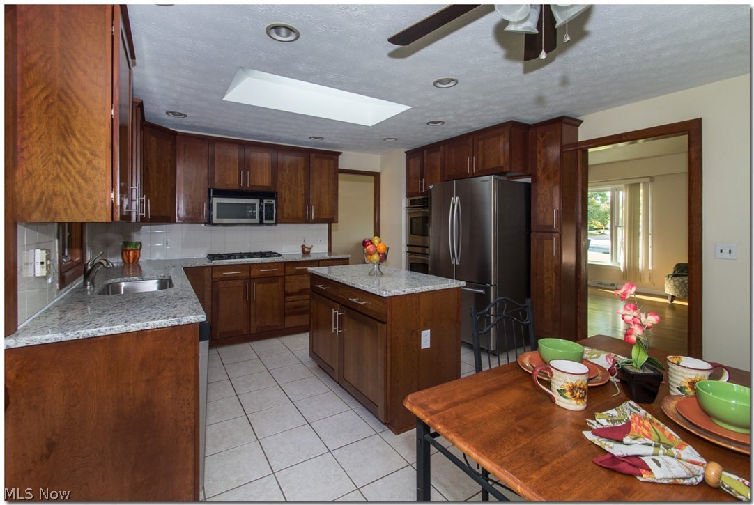 Berkeley Plaza Estates 03 - Residential