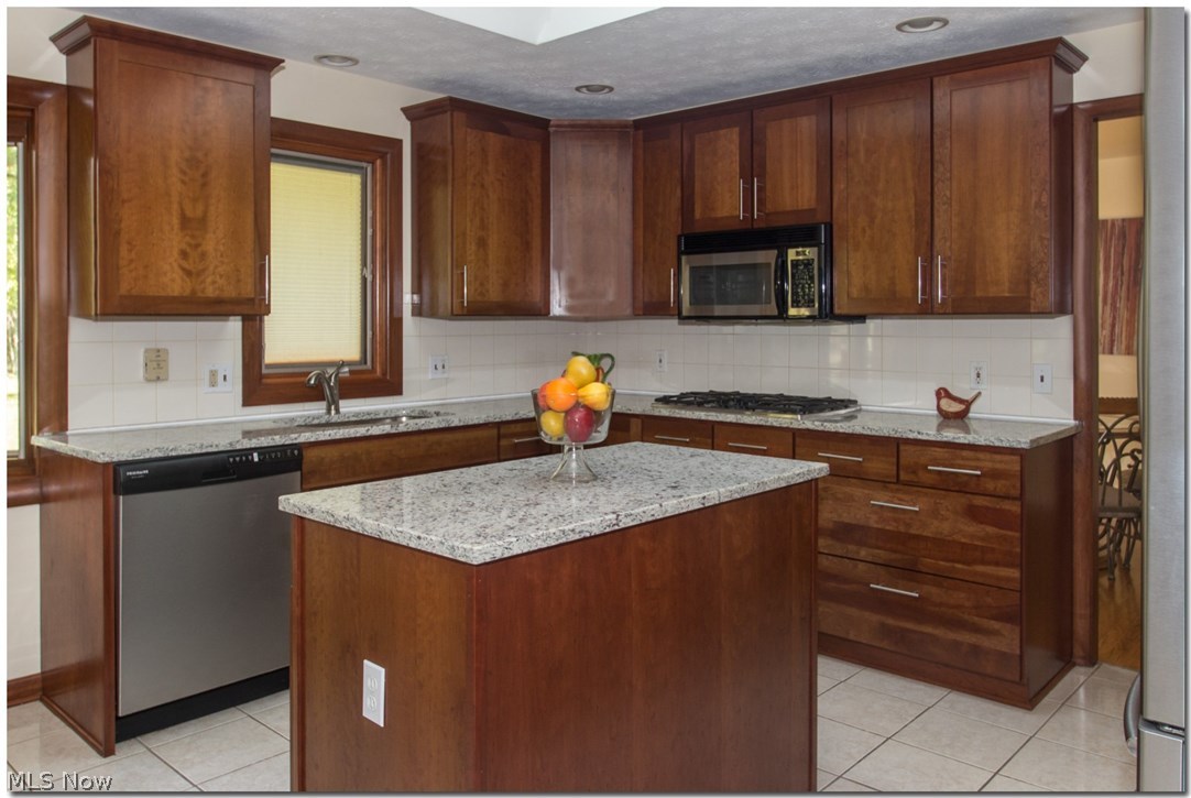 Berkeley Plaza Estates 03 - Residential