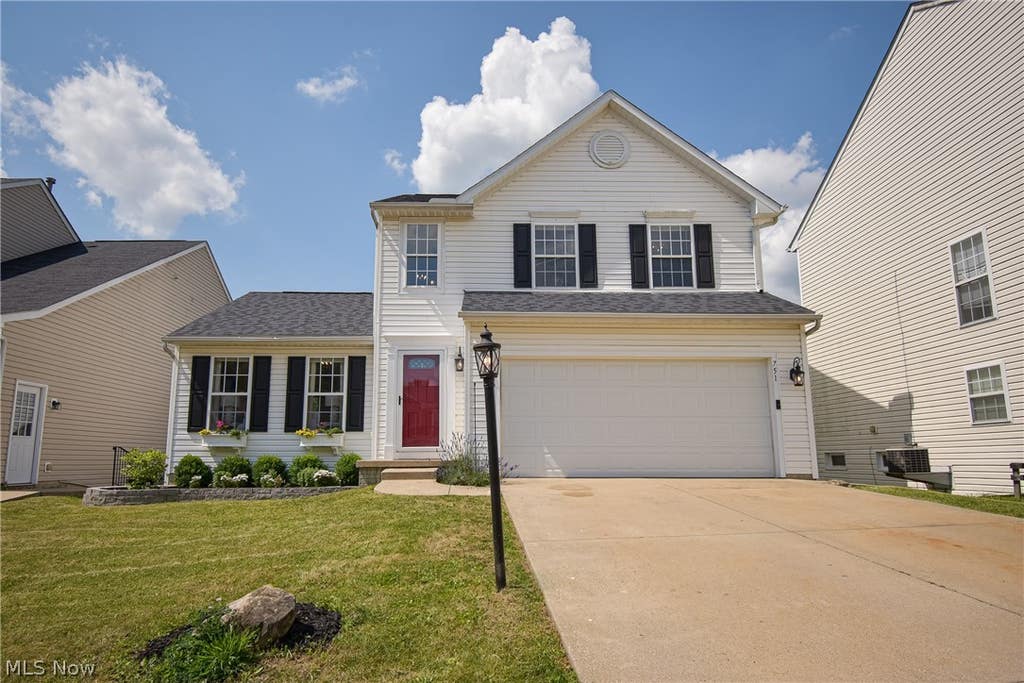 Photo of 751 Fawn Court, Streetsboro, OH 44241 (MLS # 5223441)