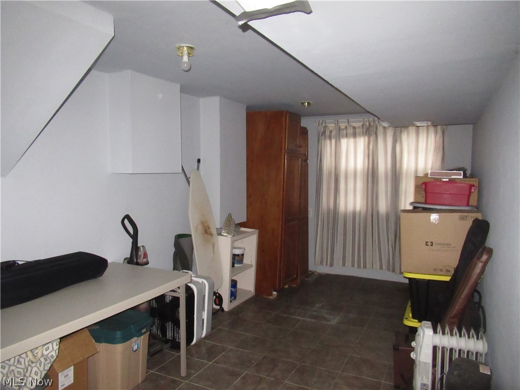 City/Canfield - Residential