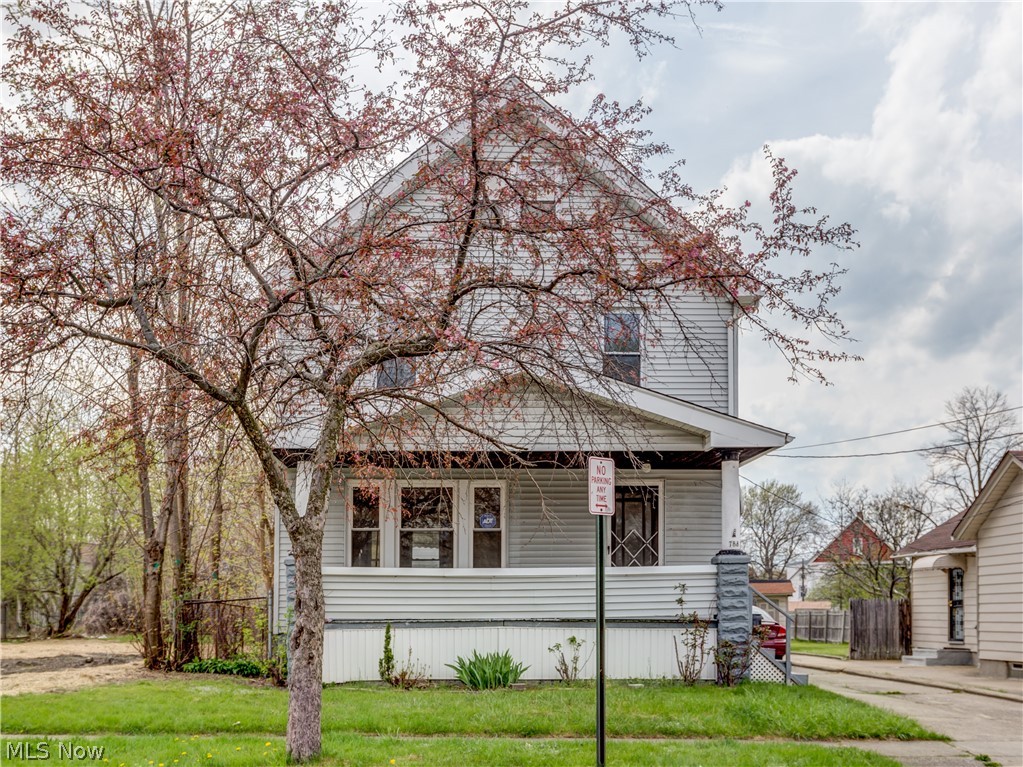 Chas M Noses & Ed Burtons All - Residential Lease