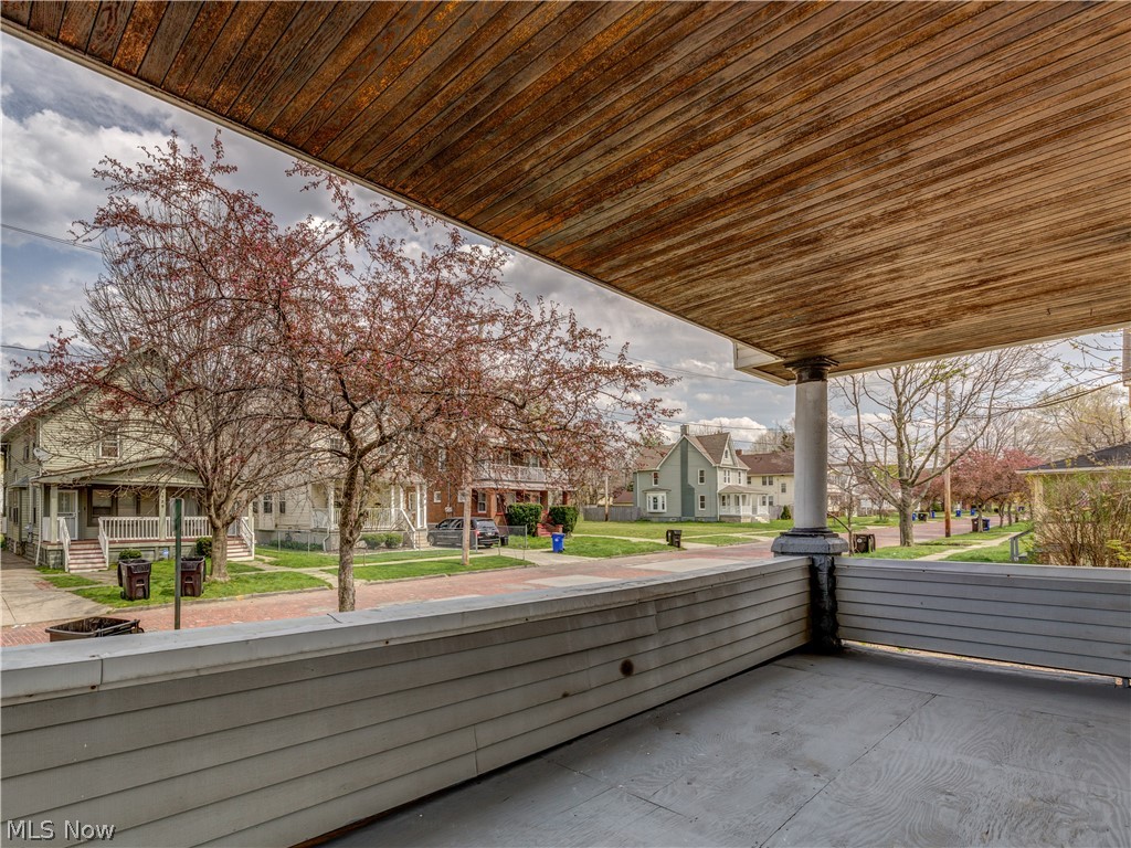 Chas M Noses & Ed Burtons All - Residential Lease