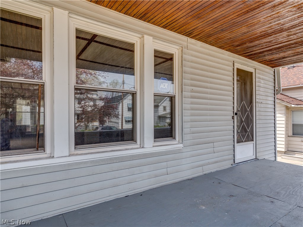 Chas M Noses & Ed Burtons All - Residential Lease