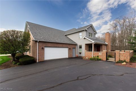 Condo For Sale - 140 Hogan Lane<br/> Trumbull County, Warren, OH 44484