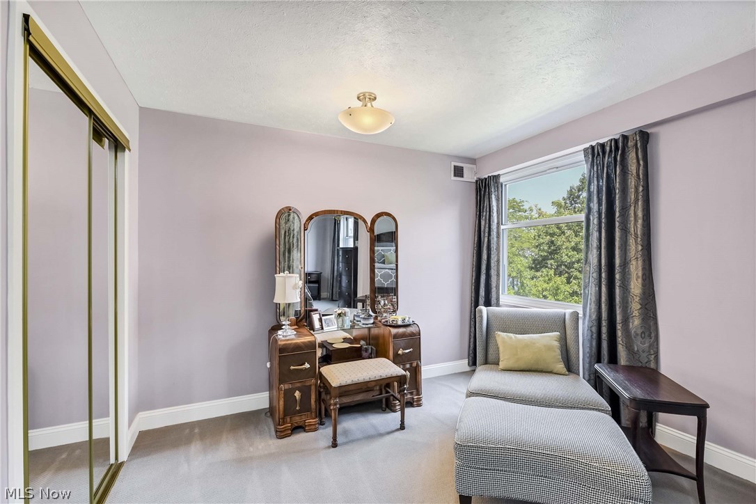 Lake House - Residential