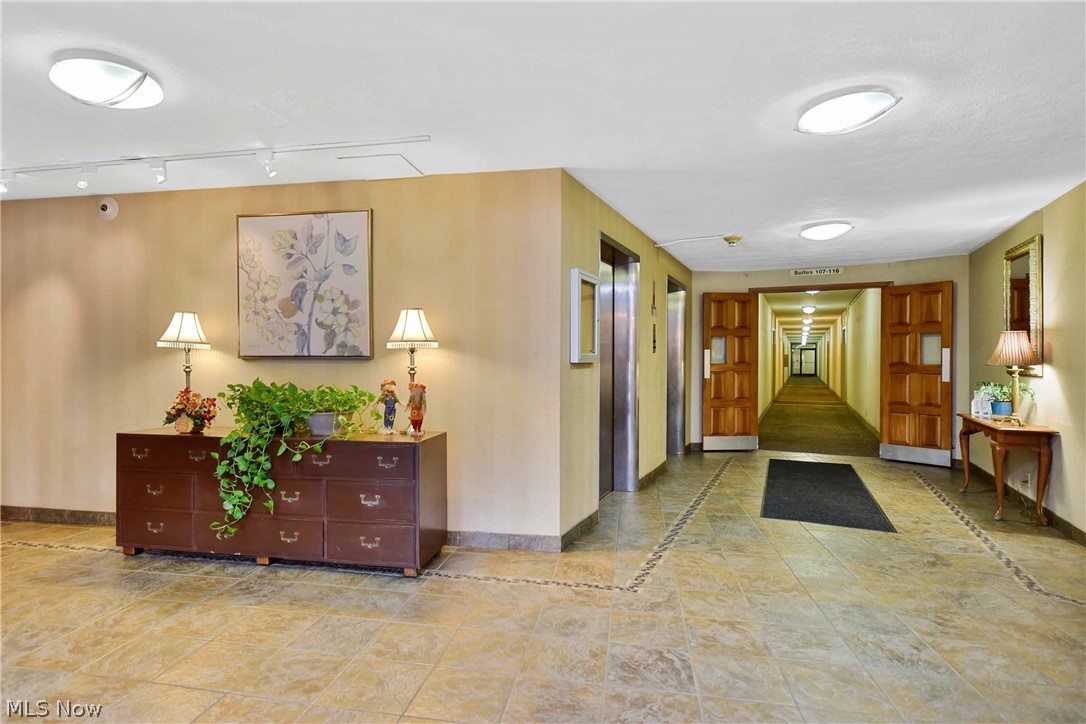 Lake House - Residential