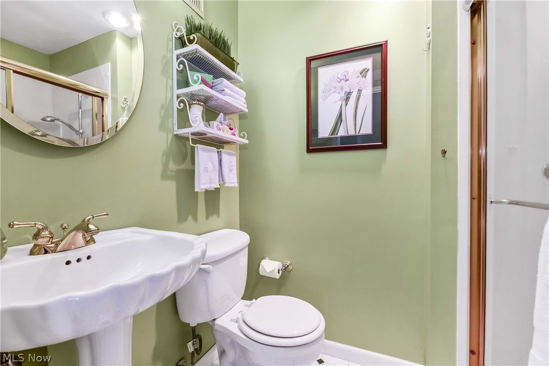 Lake House - Residential