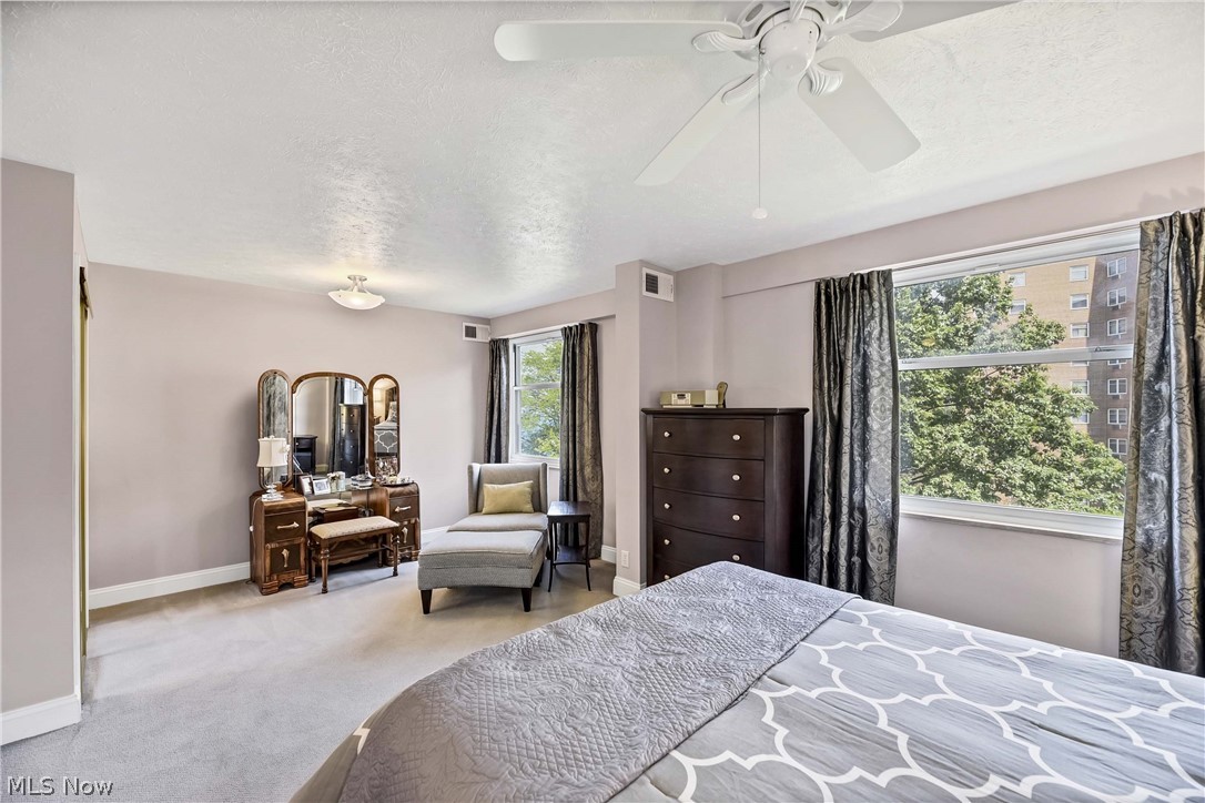 Lake House - Residential