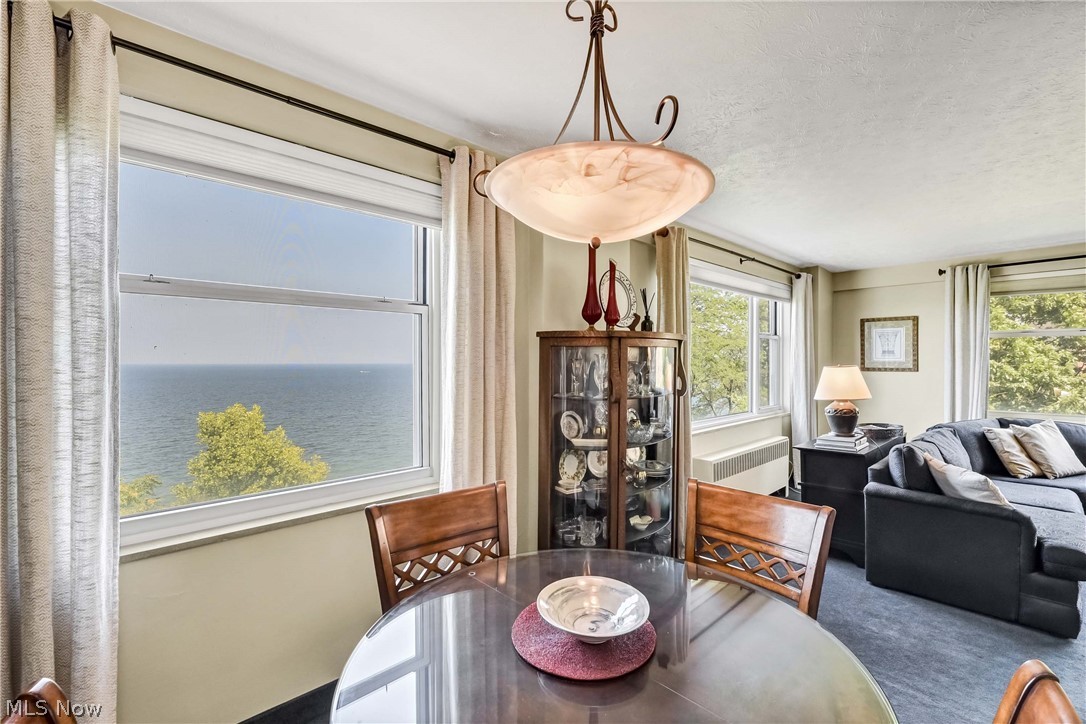 Lake House - Residential