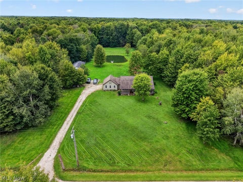 Homes For Sale - 4393 Middle Road<br/> Conneaut, OH 44030
