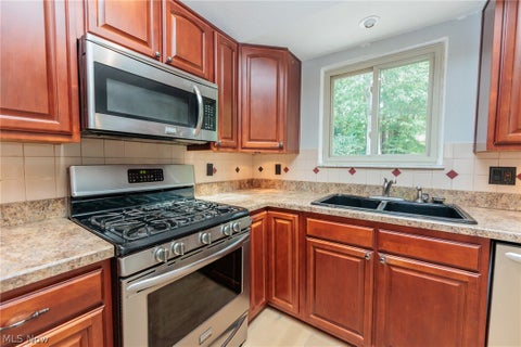 Tiny photo for 4143 Brendan Lane, North Olmsted, OH 44070 (MLS # 5246859)