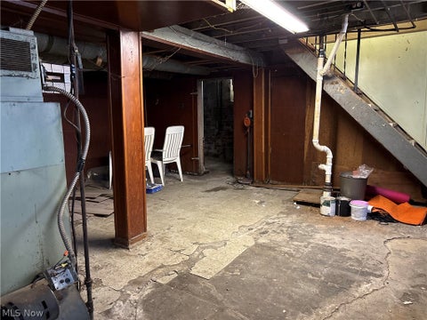 Tiny photo for 3997 East 54th Street, Newburgh Heights, OH 44105 (MLS # 5257038)