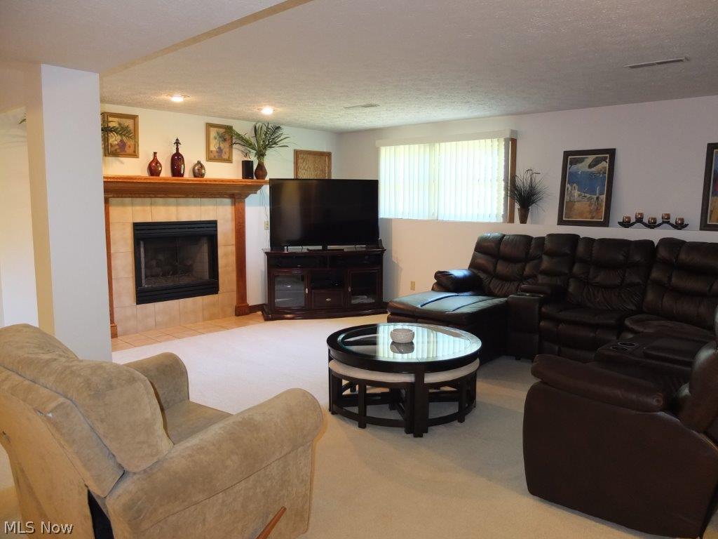 Foxchase Hills - Residential