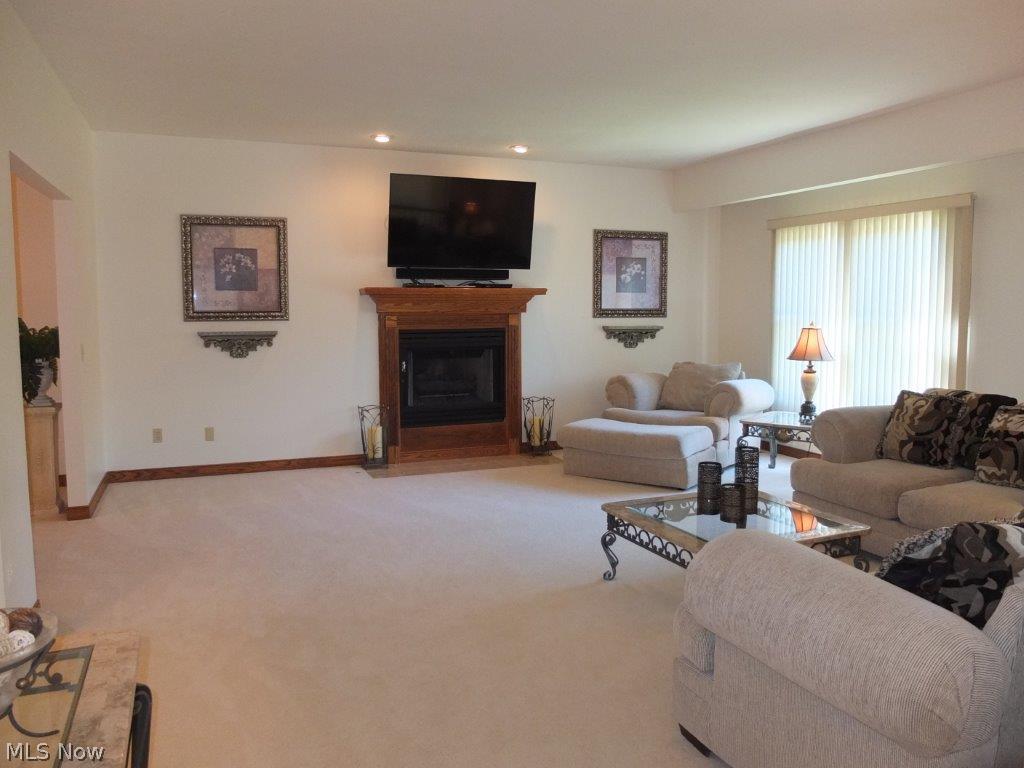 Foxchase Hills - Residential