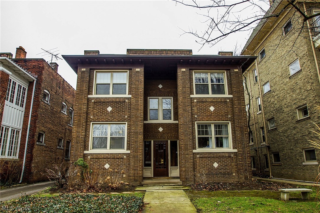 Longmorn House Condo - Residential