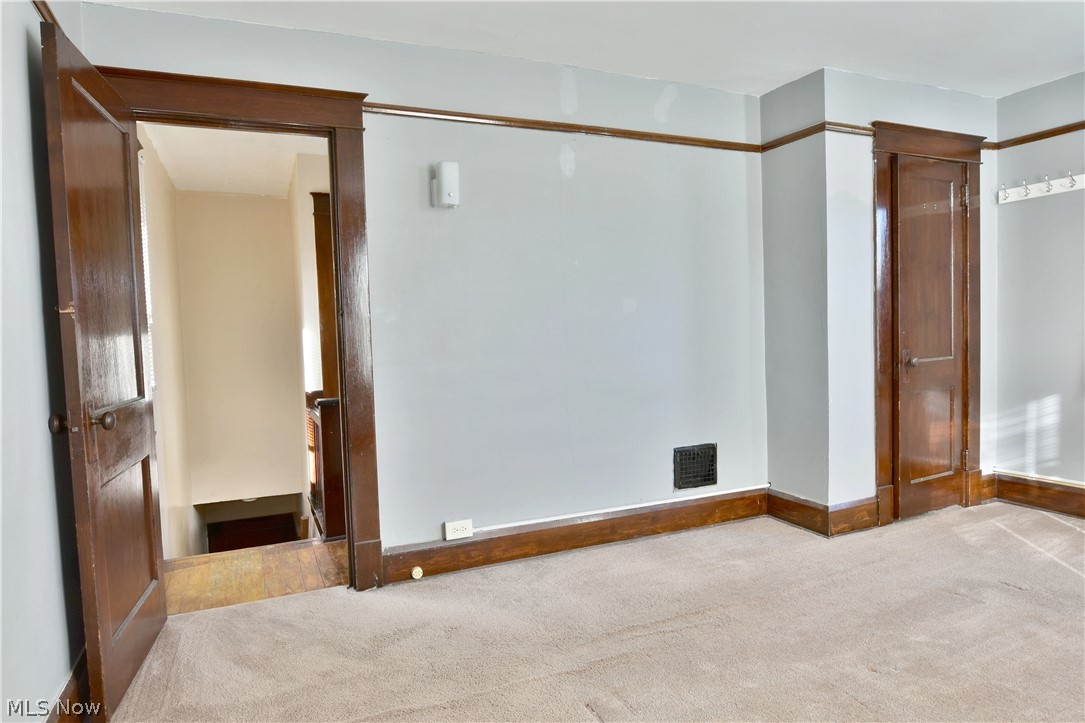 City/Youngstown - Residential