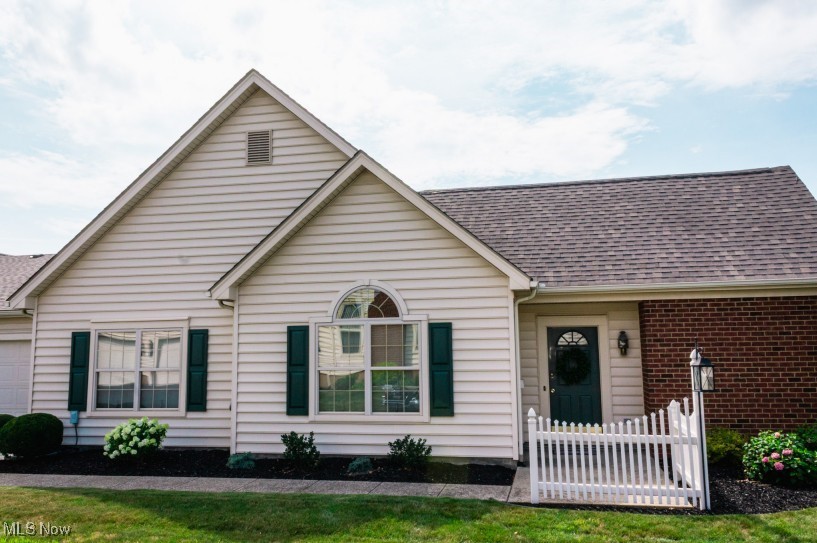 Columbiana, Ohio 44408, United States, 2 Bedrooms Bedrooms, ,2 BathroomsBathrooms,Residential,Contingent,180560 Columbiana, Ohio 44408, United States, 2 Bedrooms Bedrooms, ,2 BathroomsBathrooms,Residential,Contingent,180560